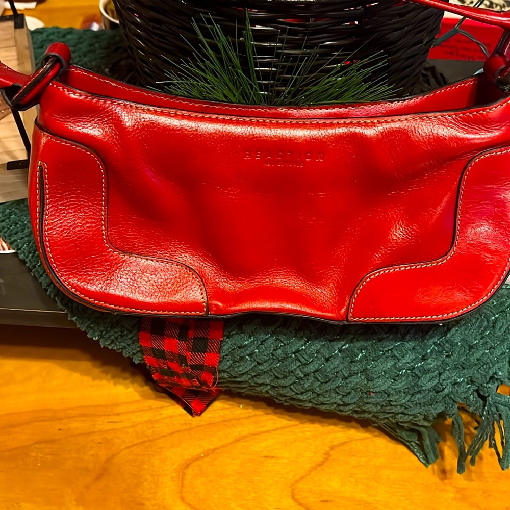 Small Vintage Kenneth Cole REACTION BAG GENTLY USED